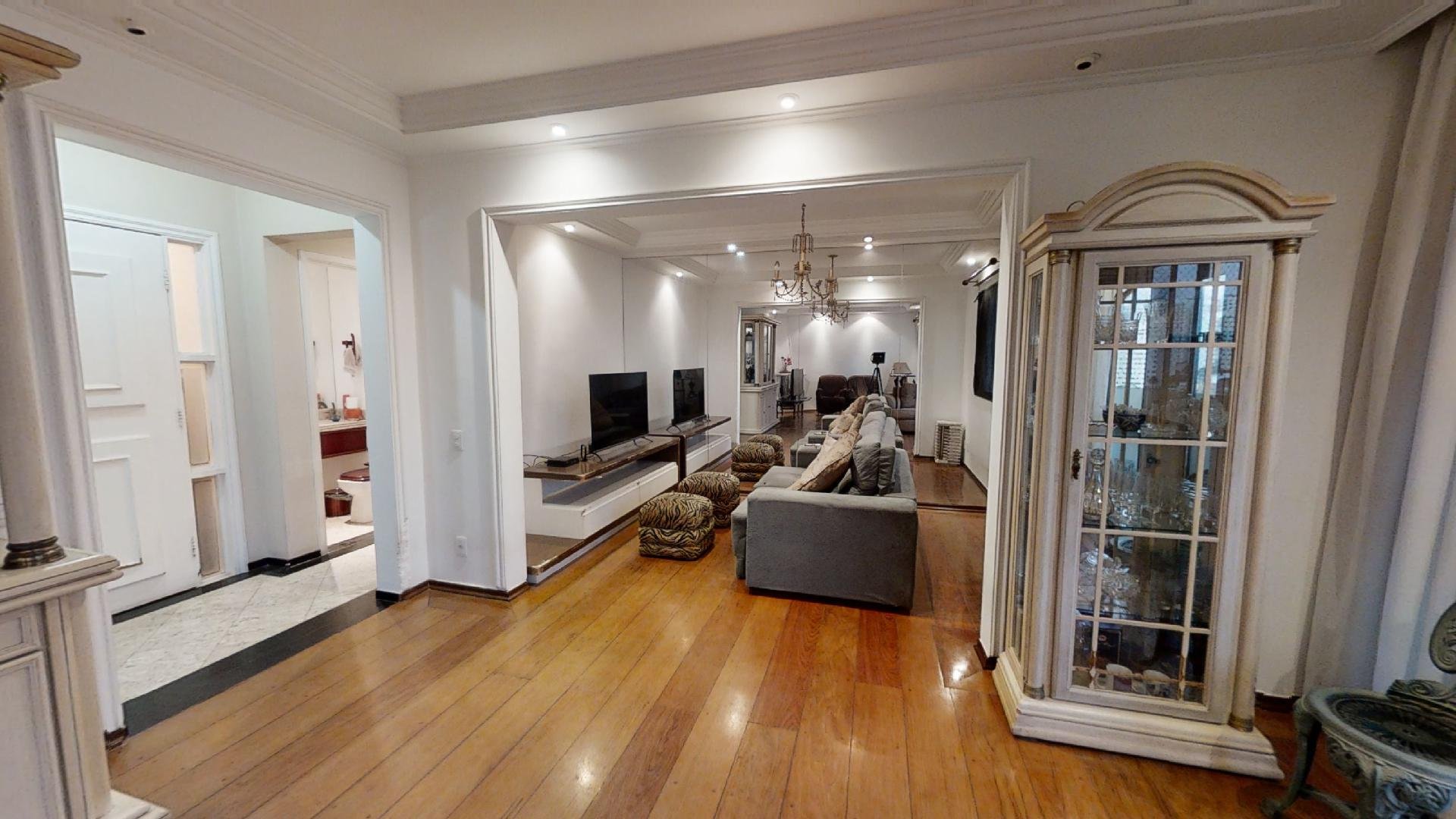 Apartamento para Venda por R$1.060.000,00 com 148m², 3 dormitórios e 3 vagas - Santana, São paulo / SP